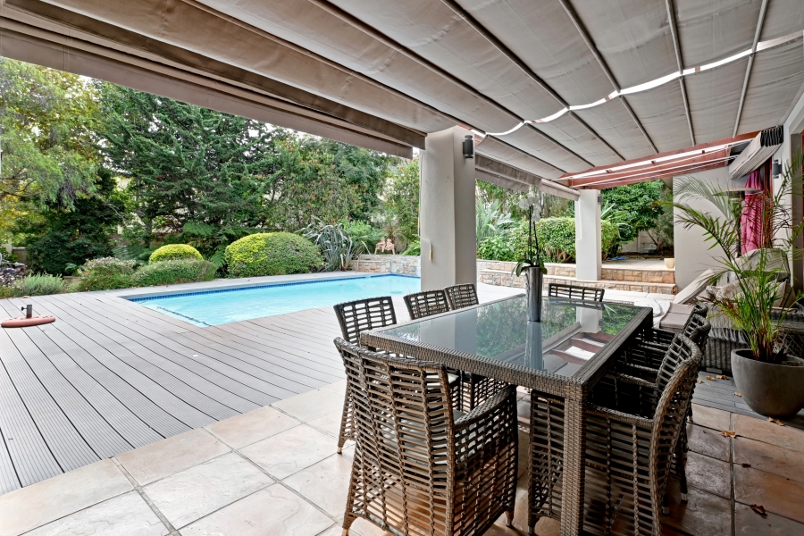 To Let 4 Bedroom Property for Rent in Constantia Western Cape